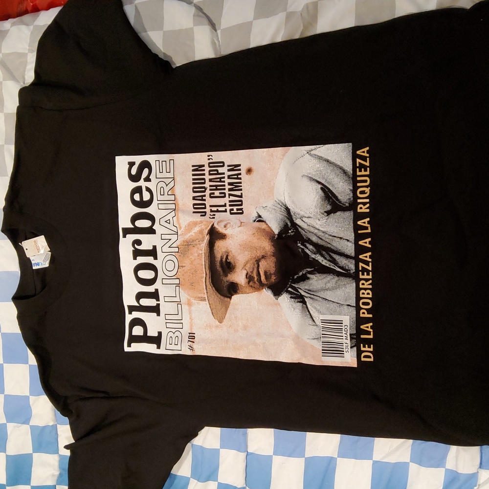 Mens tee shirt